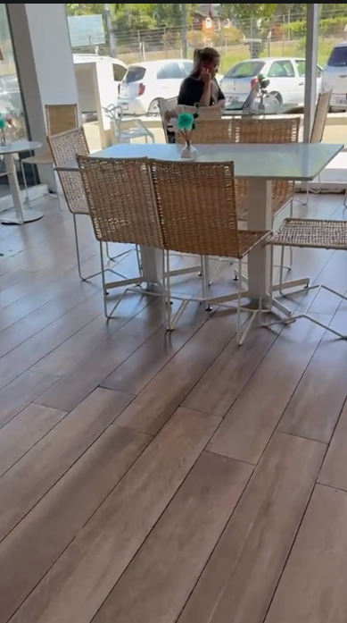 restaurante solred video placa