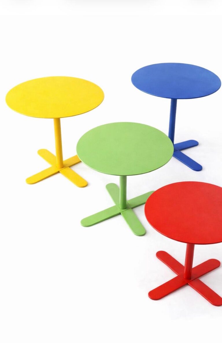 2 MESA LÍNEA COLOR OUTDOOR Pie cruz